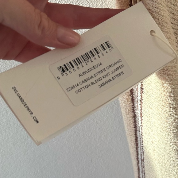 Zulu & Zephyr knit top - Picture 4 of 4